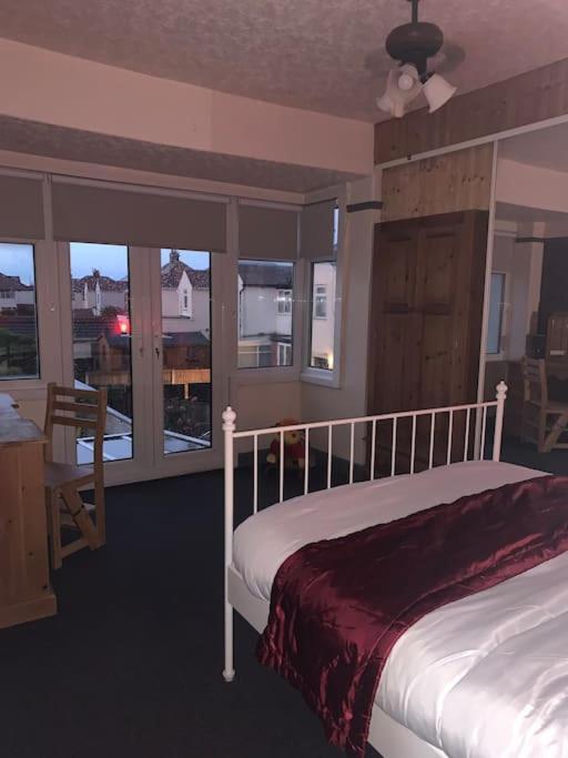 Family Holiday Home Blackpool Exterior foto