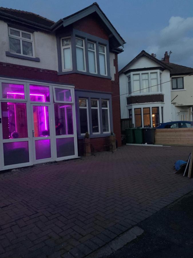 Family Holiday Home Blackpool Exterior foto