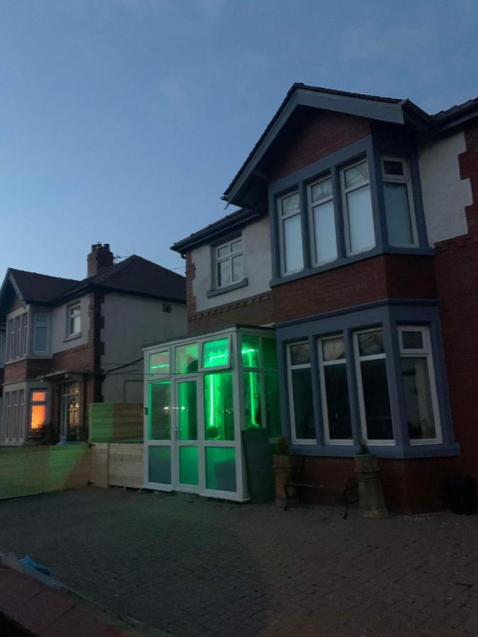 Family Holiday Home Blackpool Exterior foto